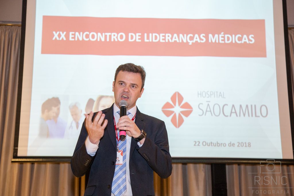 Superintendente Mário Luís Kozik do Hospital São Camilo no evento XX Encontro de Lideranças Médicas